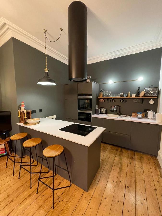 Urban Suites Stunning Victorian 3 Bed 2bath With Free Parking